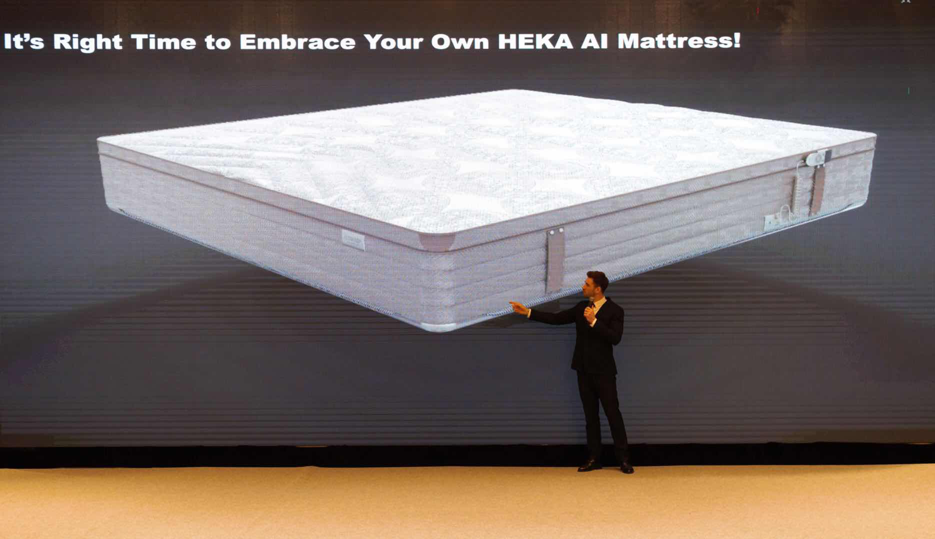 美国HEKA发布全球第一款人工智能床垫