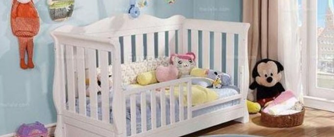 婴儿床安装流程是什么样的？